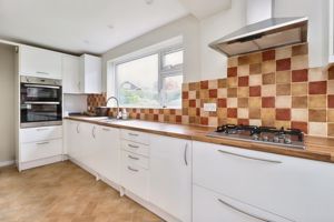 Kitchen- click for photo gallery